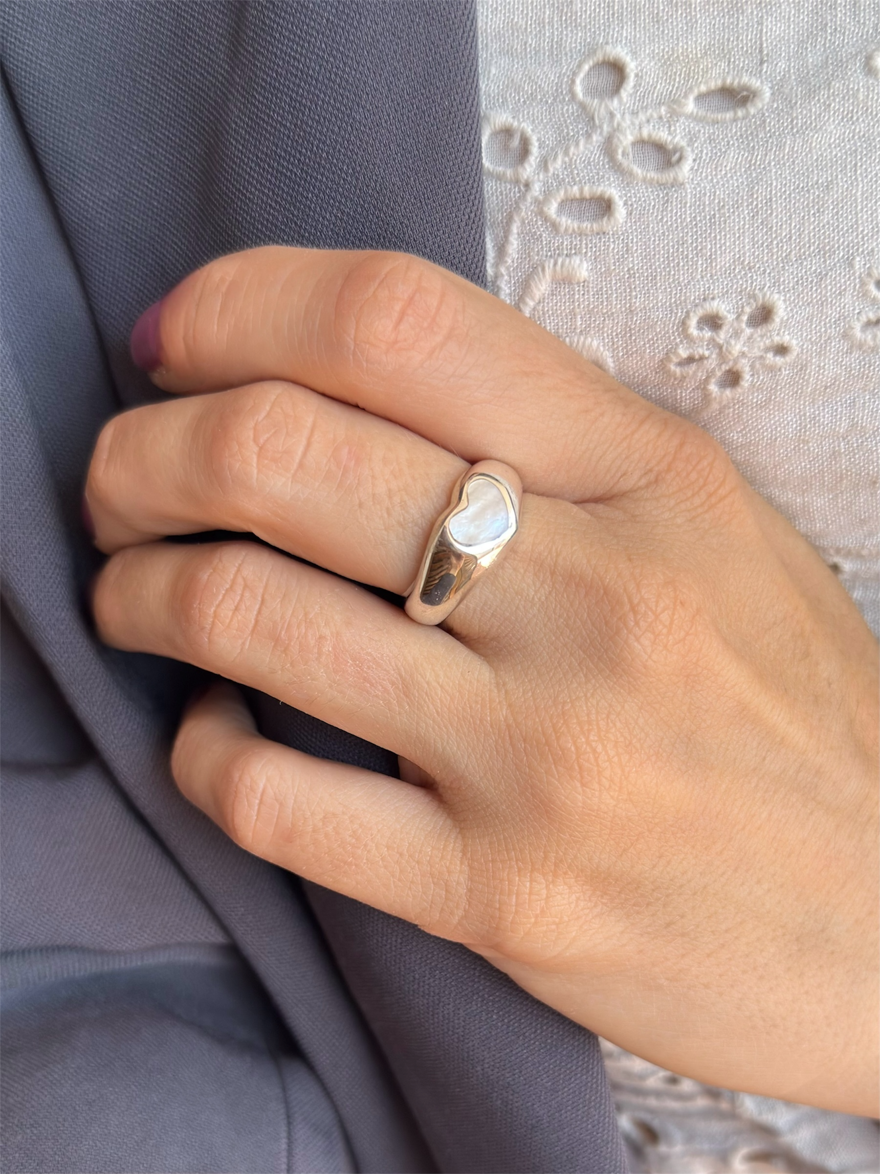 Anillo Mega Love Nácar