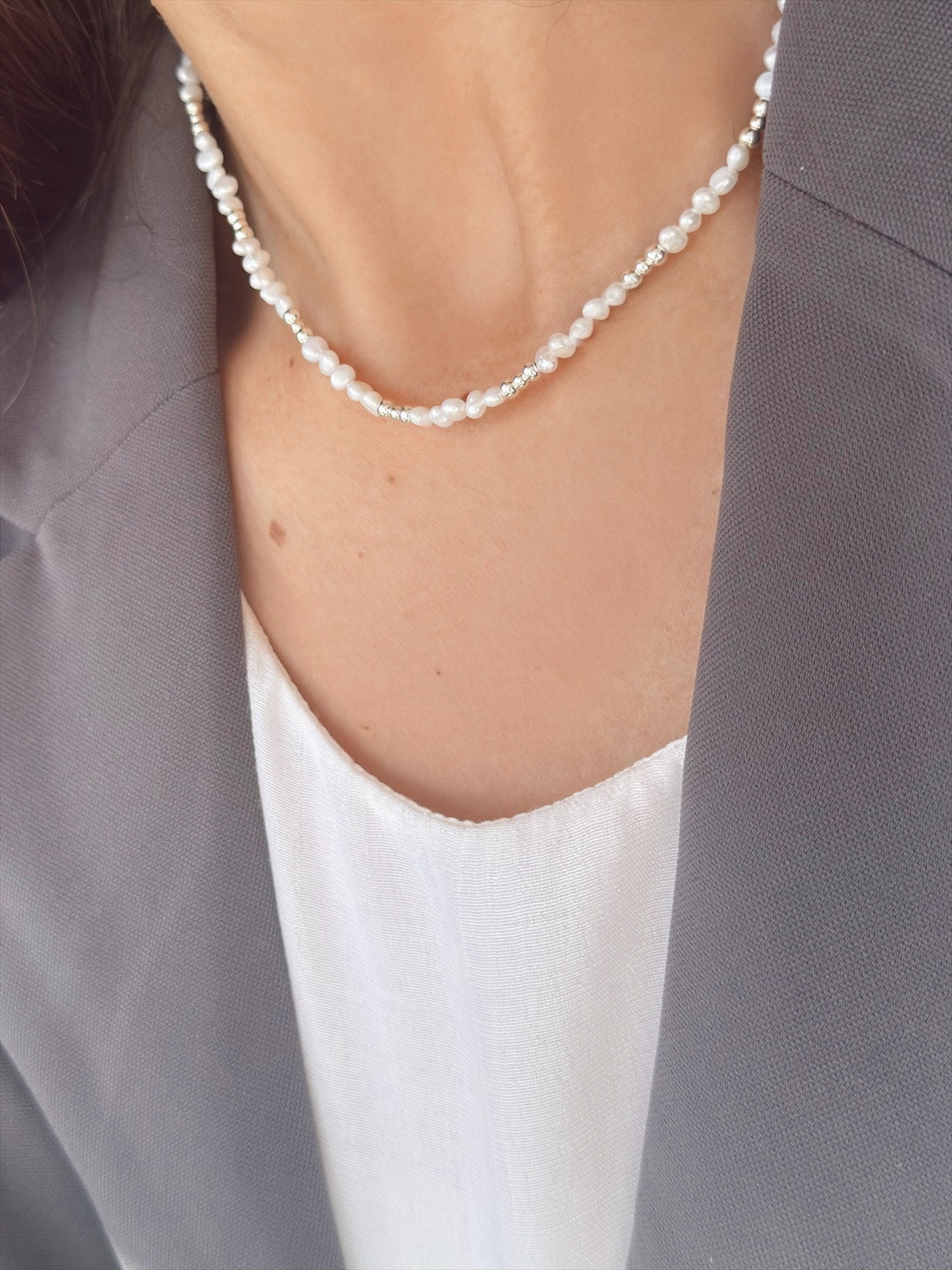 Collar Essence