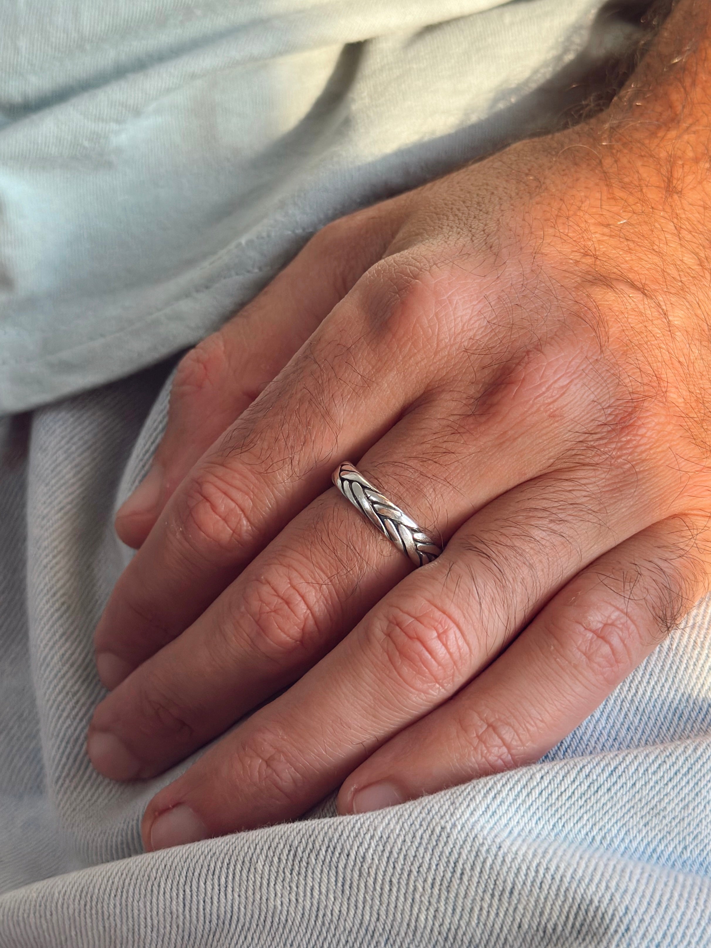Anillo Trama Caballero