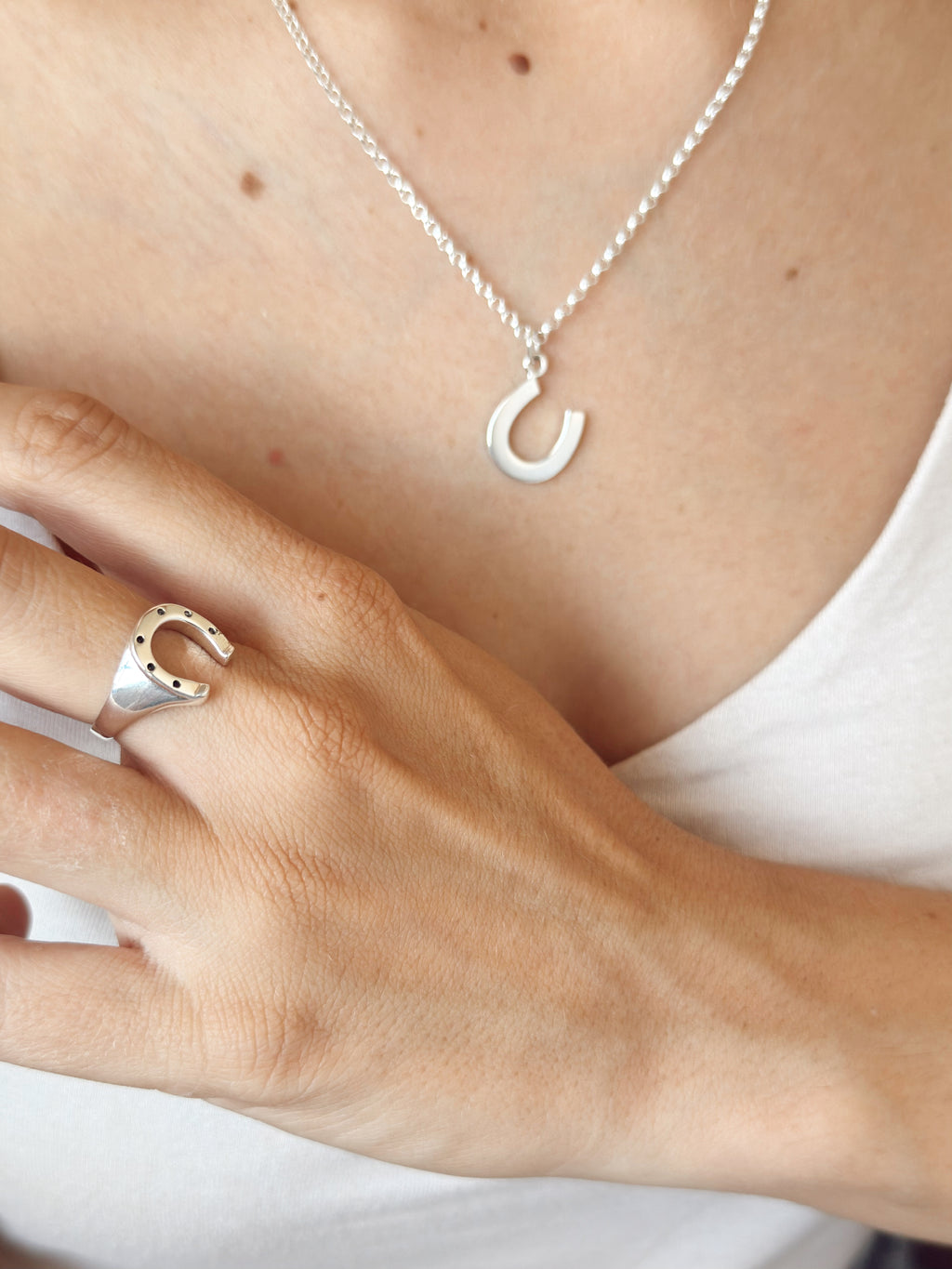 Anillo Herradura