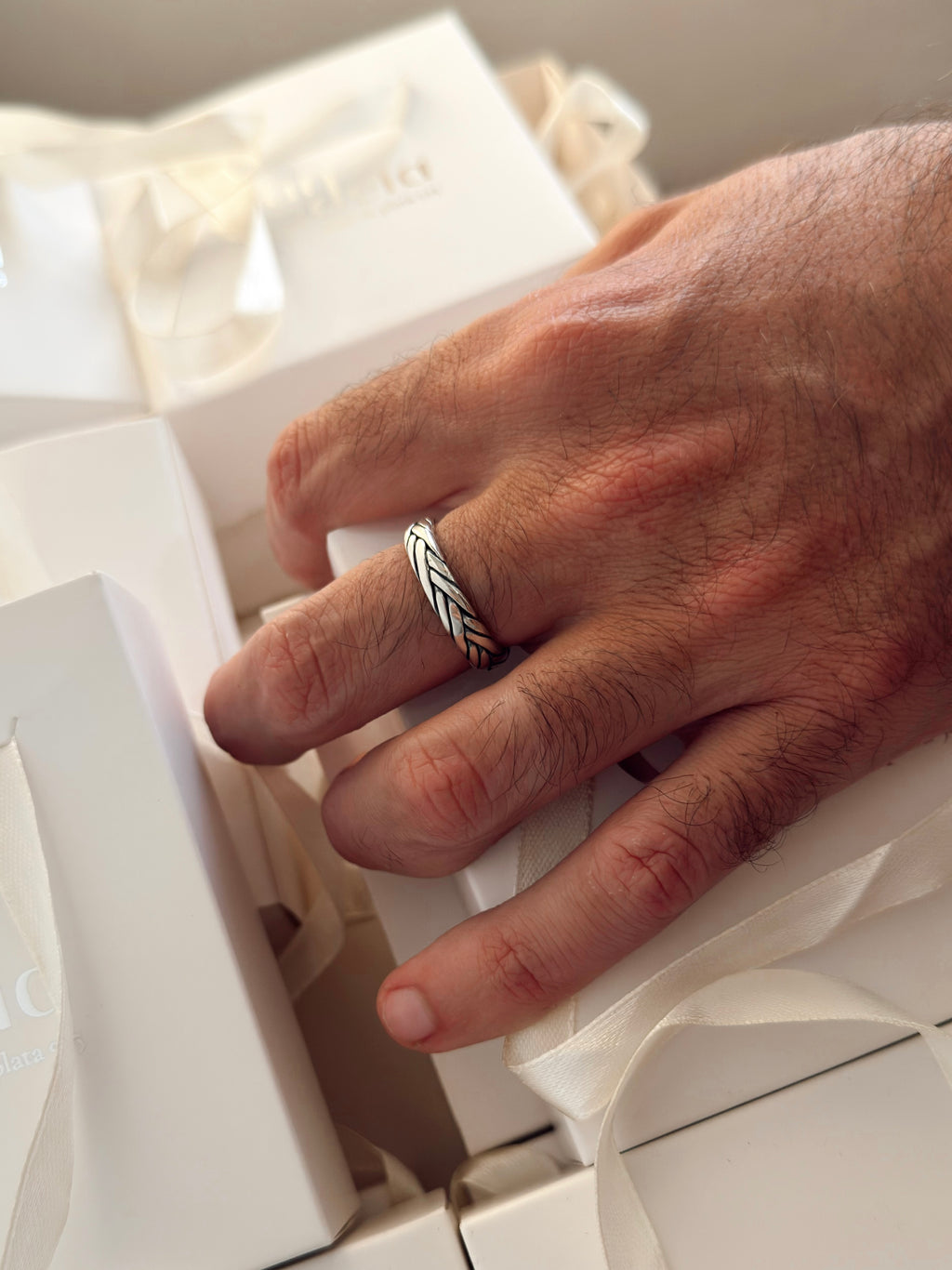 Anillo Trama Caballero